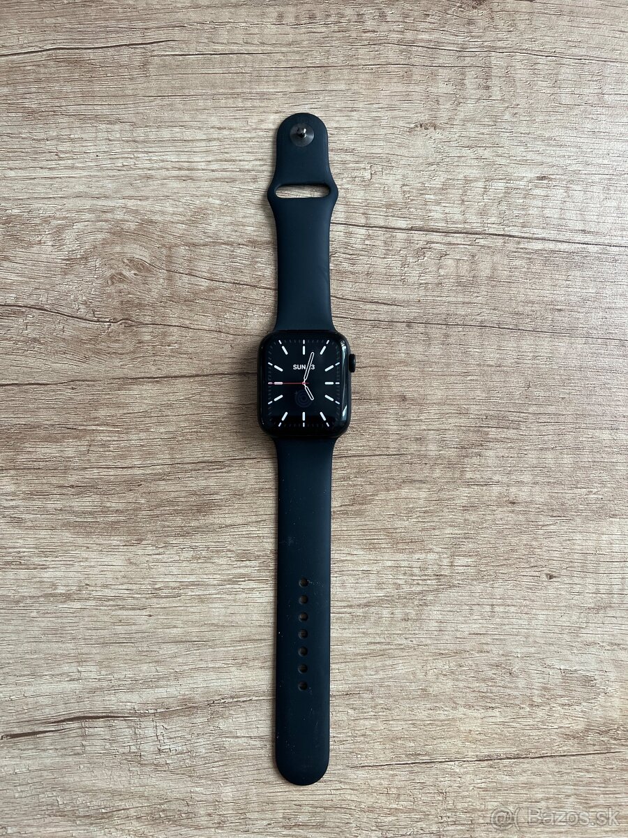 Apple Watch SE 2 44 mm - 3