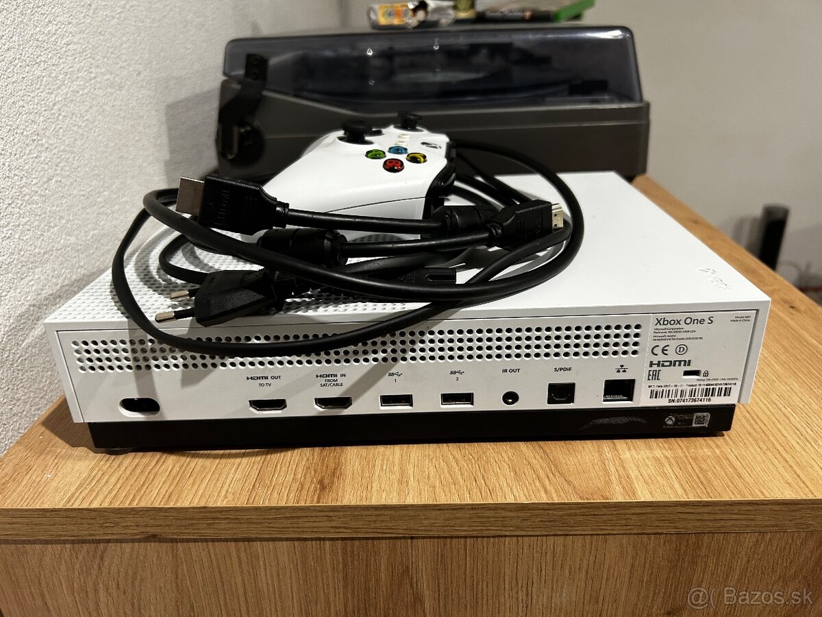 Predám Xbox One - 3