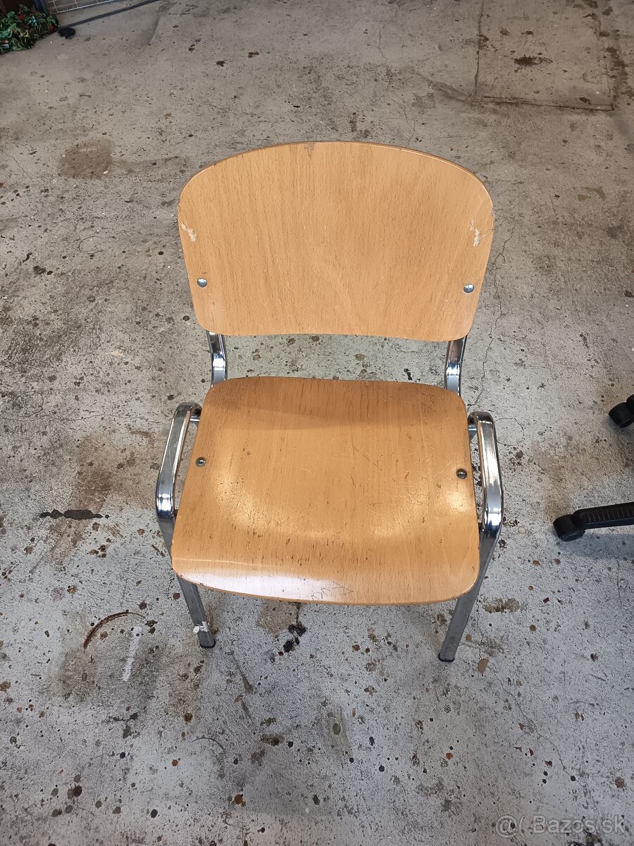 Kancelárska stolicka - 3