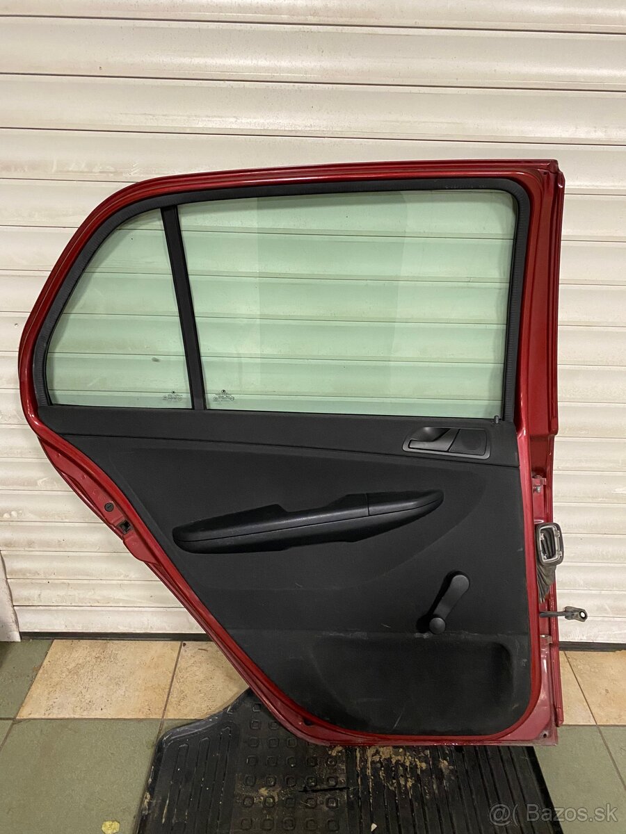 Zadné ľavé dvere fabia 1 - 3