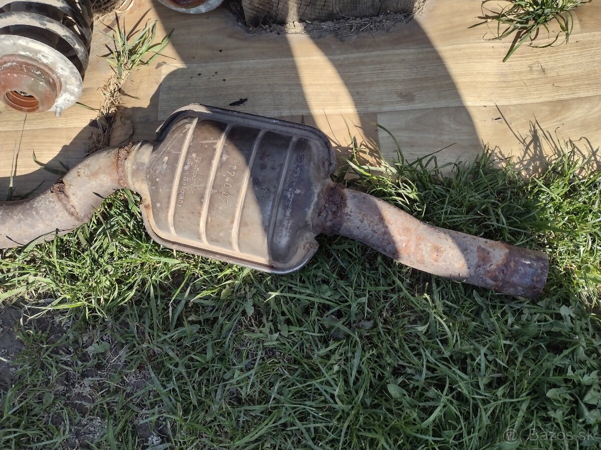 katalyzátor BMW - 3