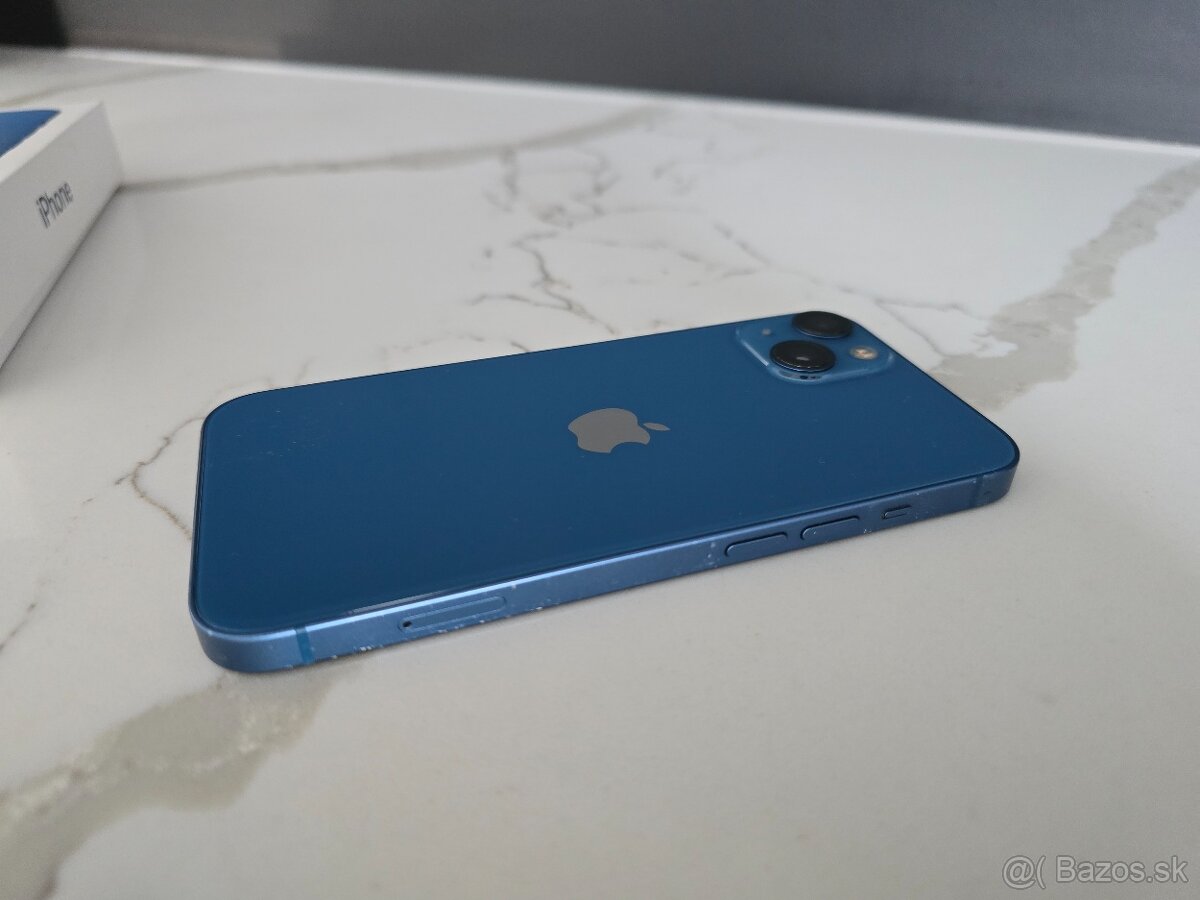 Apple iPhone 13 128GB - Modrý - 3