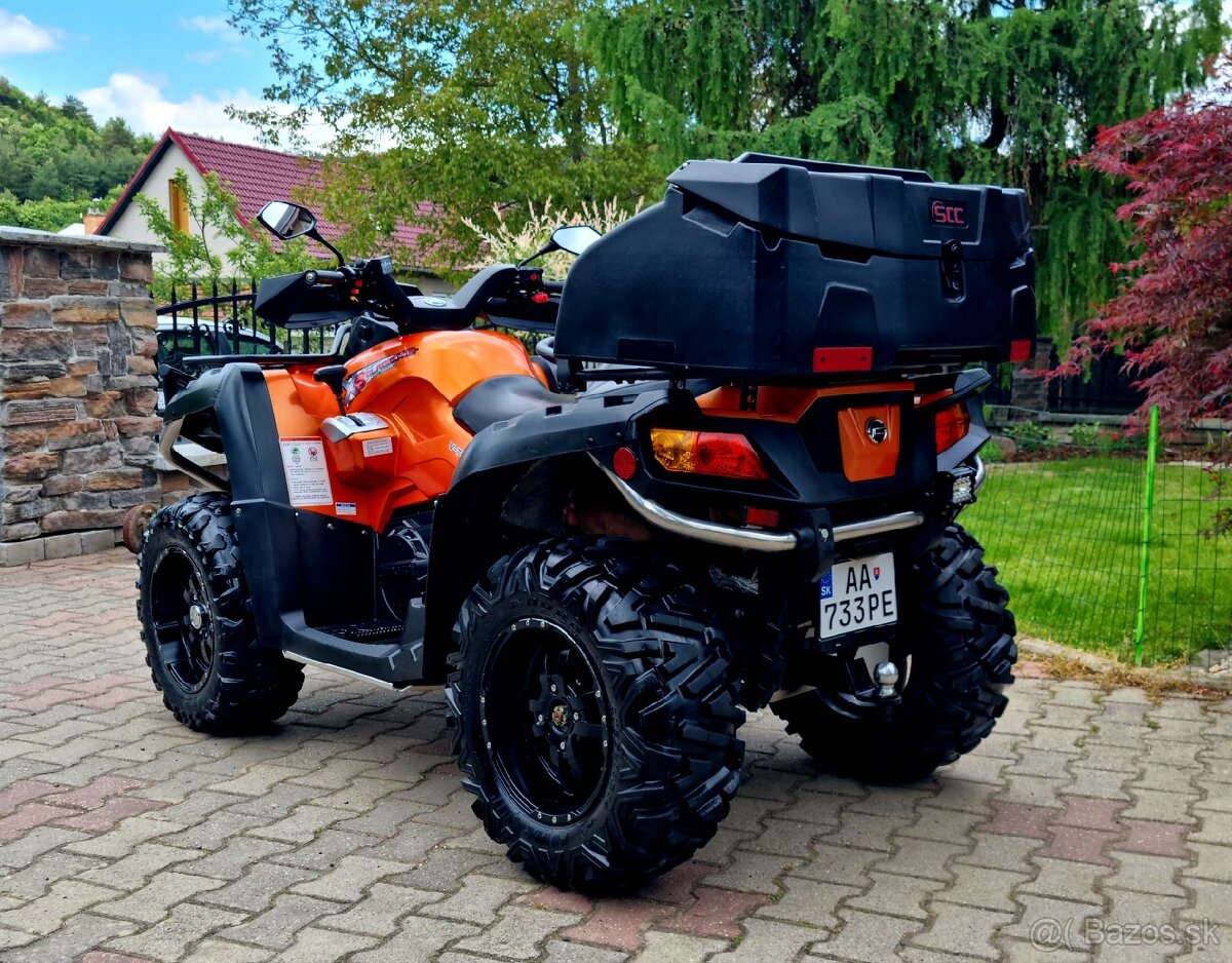 CF MOTO GLADIATOR 800 - NOVÁ STK - FULL VÝBAVA - TOP STAV