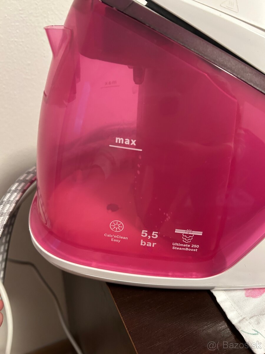 Bosch naparovacia žehlička / žehliaca stanica - 3