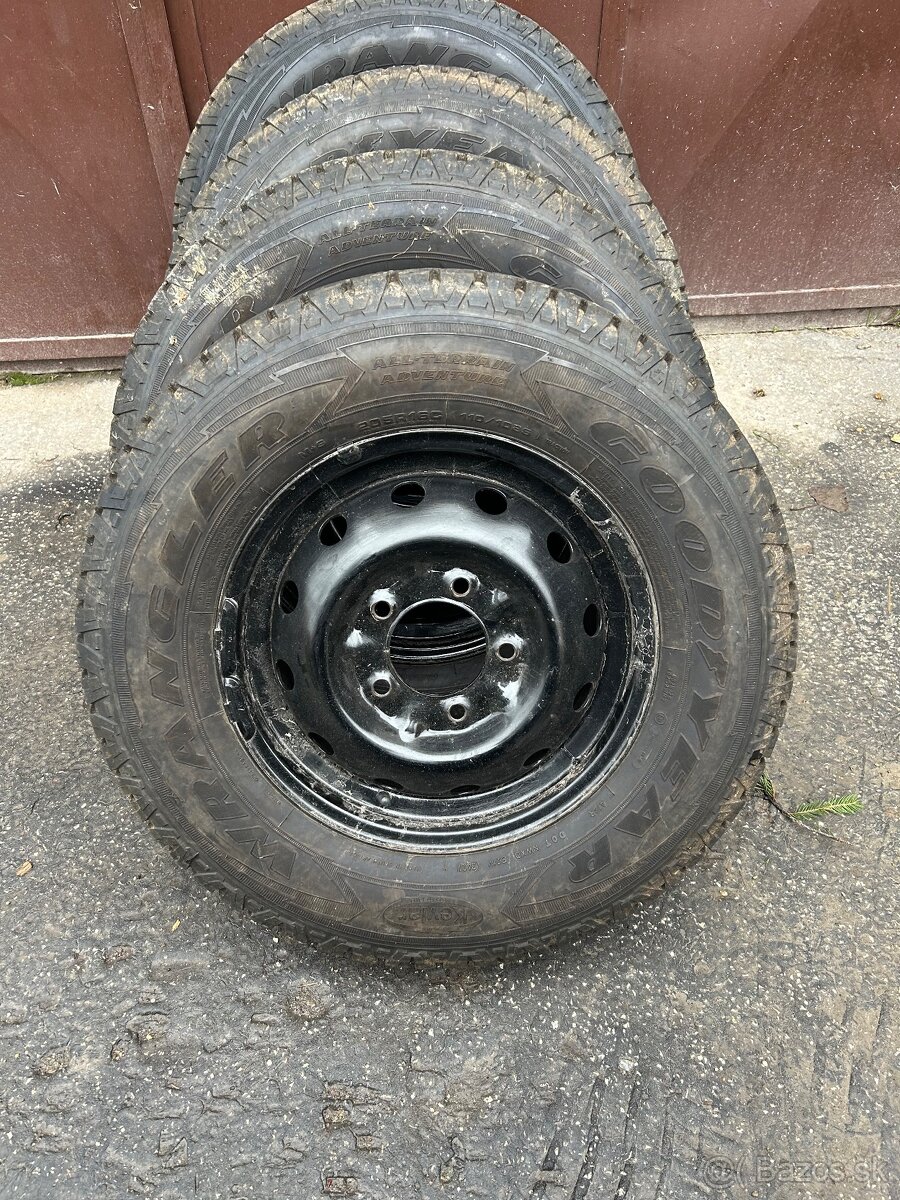 Lada Niva zimne pneumatiky - 3