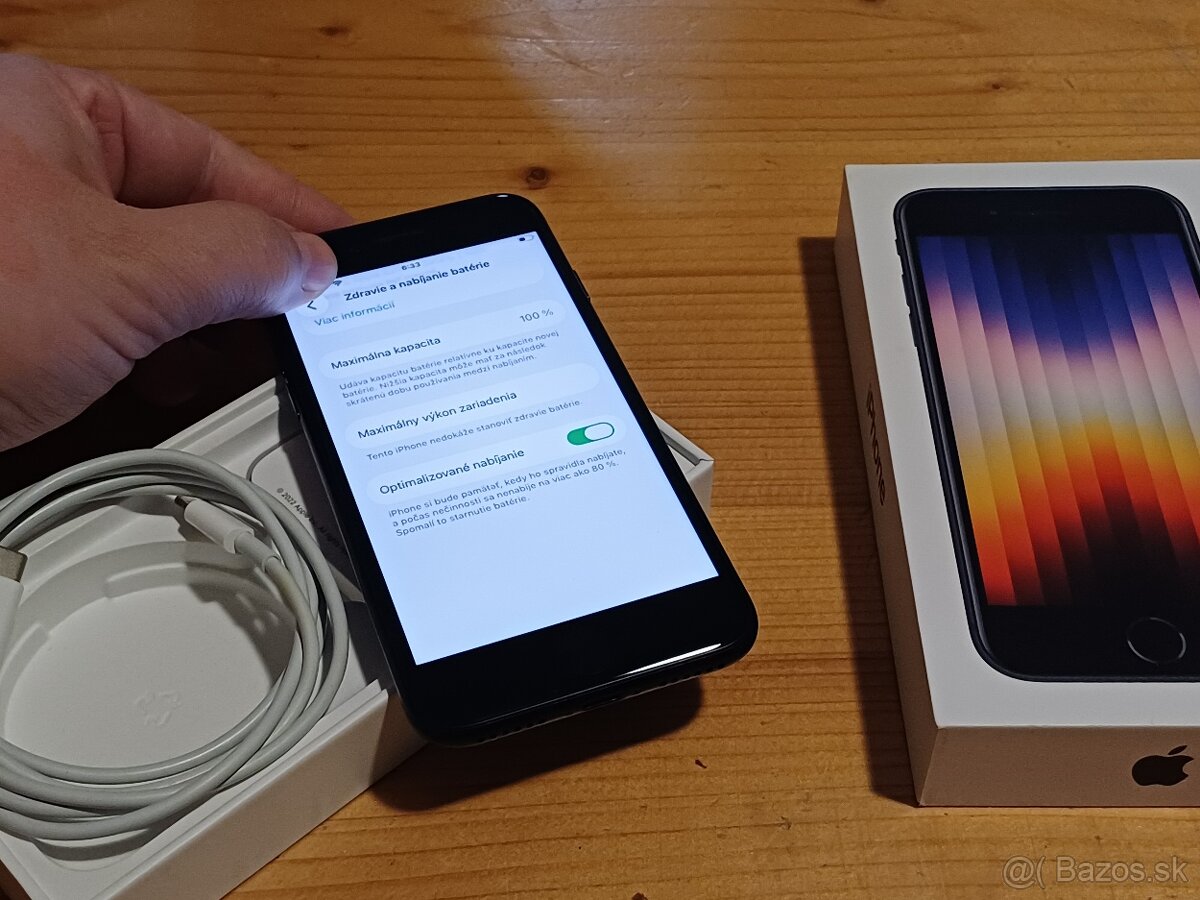 Apple iPhone SE 2022 batéria 100% - 3