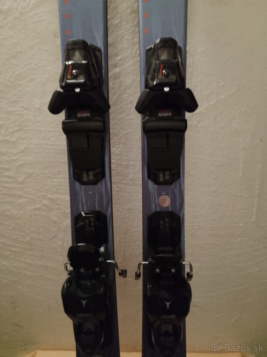 140 cm zanovne lyze ATOMIC CLOUD Q8 - 3