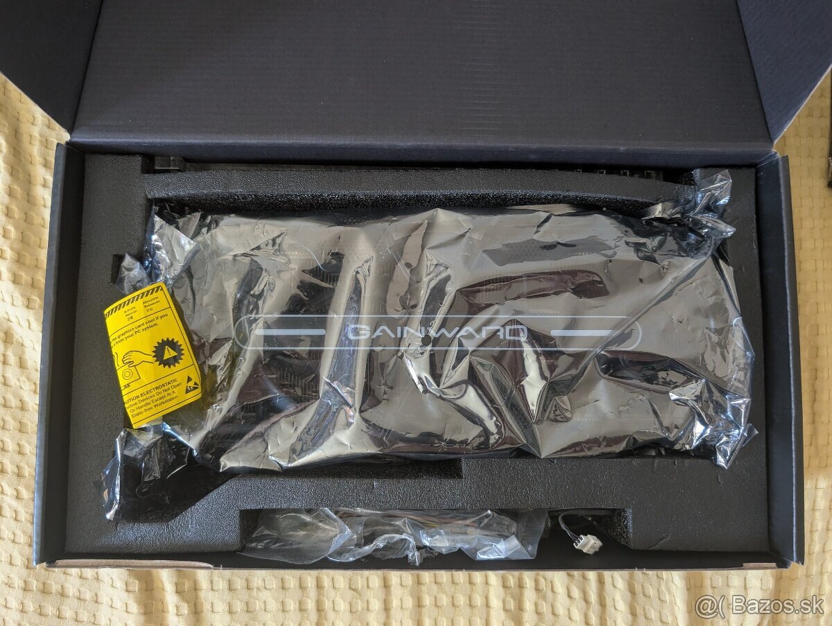Gainward RTX 3090 24GB Phantom GS - 3