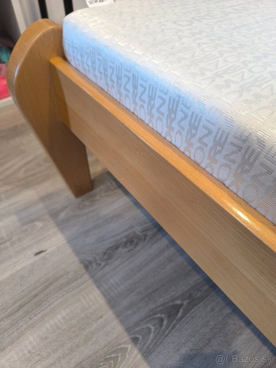 Manželská posteľ - 3