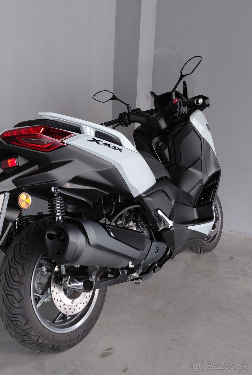 Yamaha XMAX 300 - Tech MAX - 3