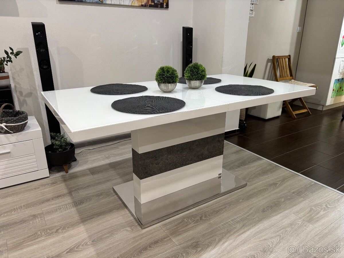 Jedálensky stôl rozkladací - 3