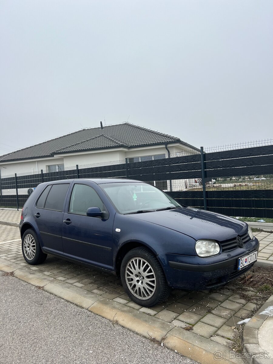 Volkswagen Golf 1.6sr 74kw - 3