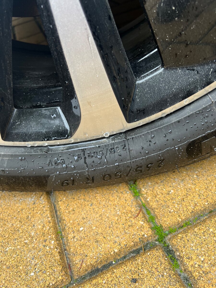 Michelin e-primacy 235/50 R19 99v Letne - 3