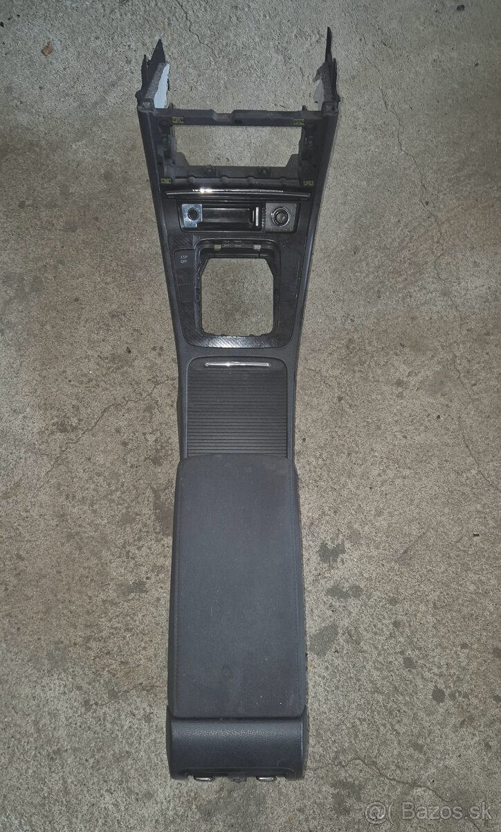 Predám laktovu opierku Passat B6 - 3