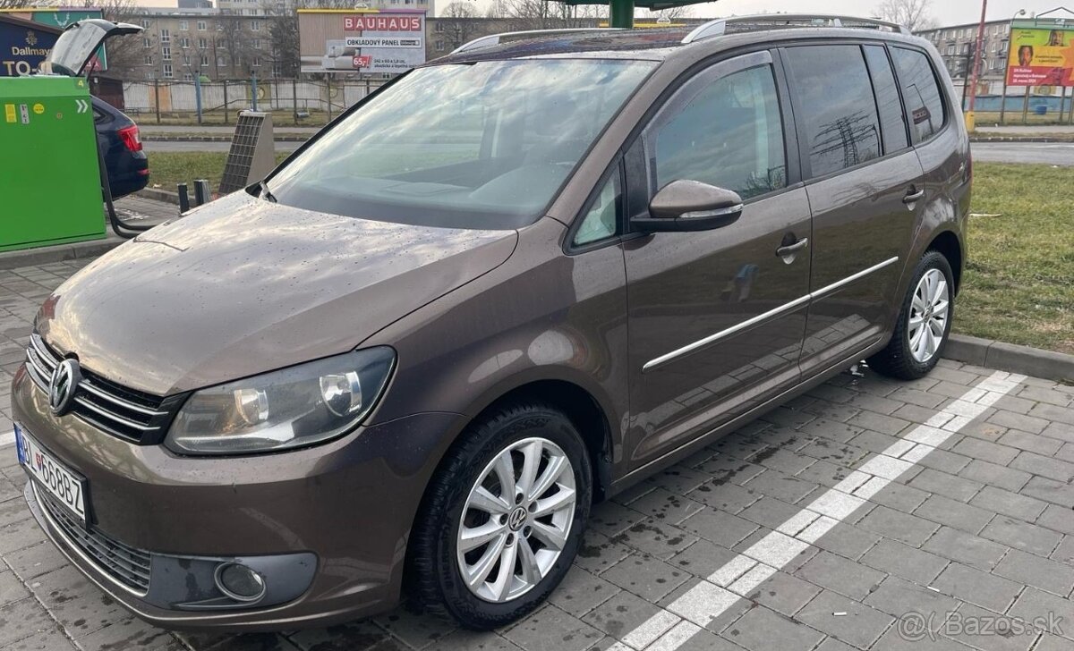 Volkswagen Touran - 3