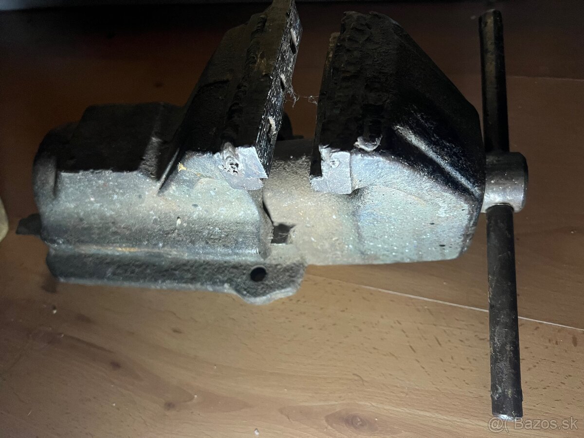 Zverak DDR -Nemecko - 3