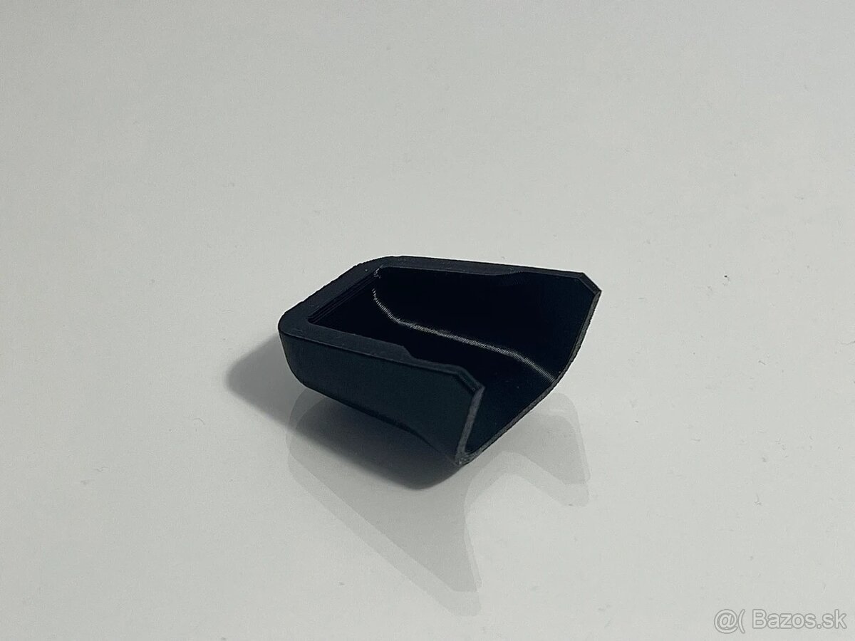 Škoda 110R - Krytky madiel - 3