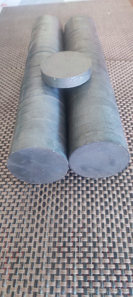 Feritový magnet valec - 3