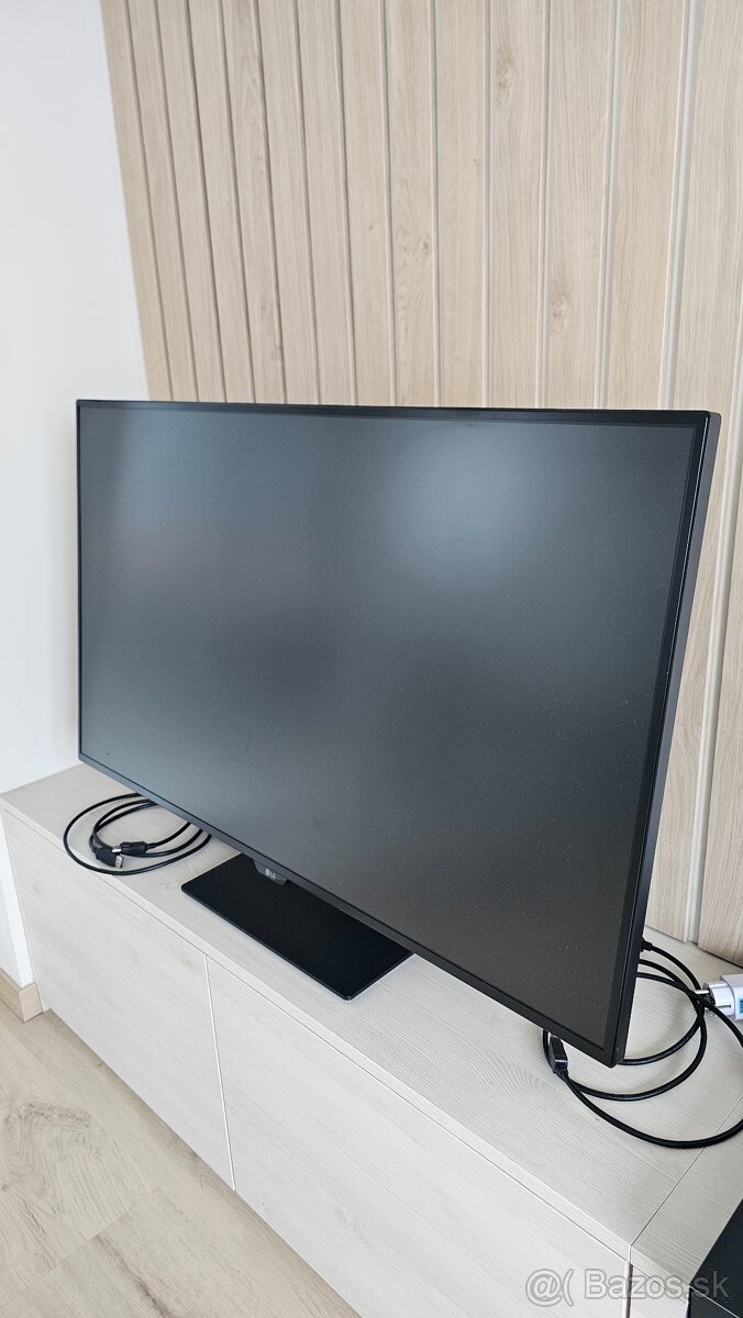 Predám 43'' monitor - 3