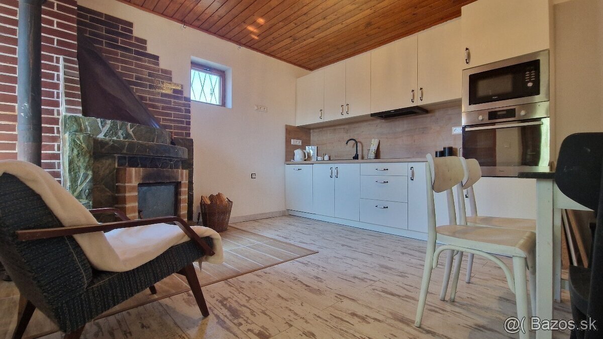 Znížená cena Na predaj chatka so záhradou, Nové Zámky - 3