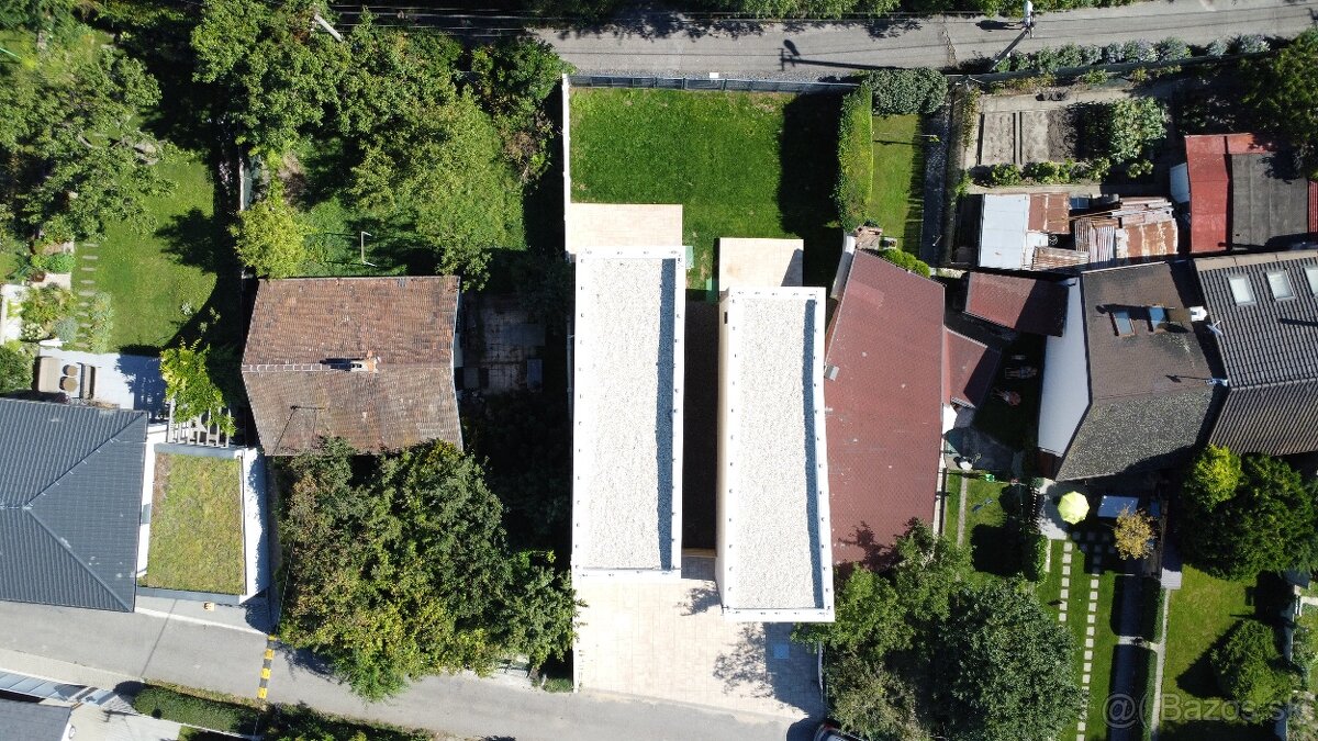 KRÁSNA NOVOSTAVBA 3 IZB. DOMU PRI JAZERE-VAJNORY,BRATISLAVA - 3