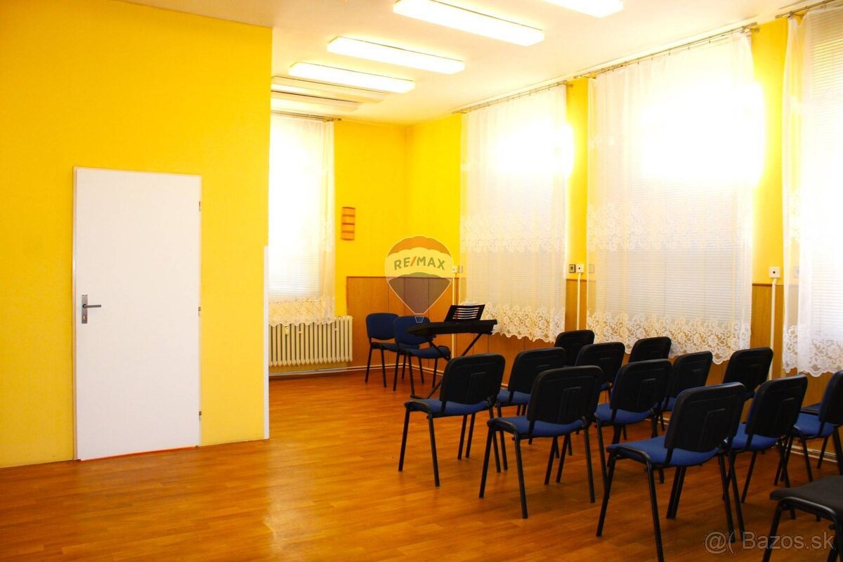 PRENÁJOM, kancelársky priestor, Spišská Nová Ves, Ul. Stará - 3