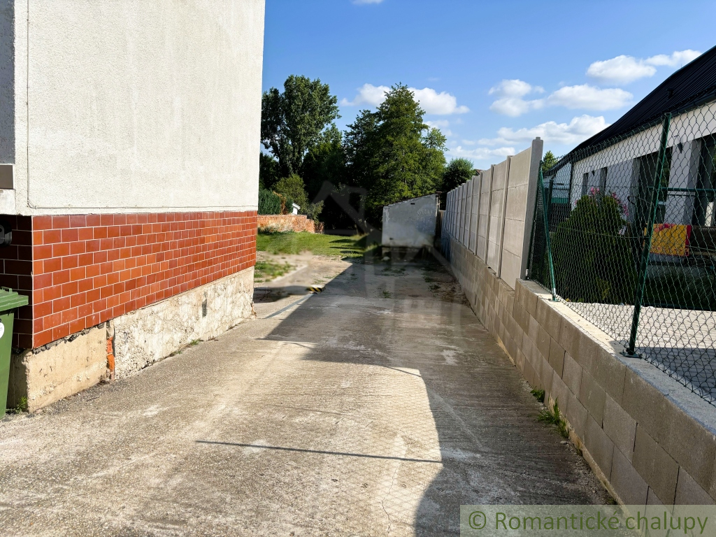 Stavebný pozemok priamo v centre Stupavy - 3