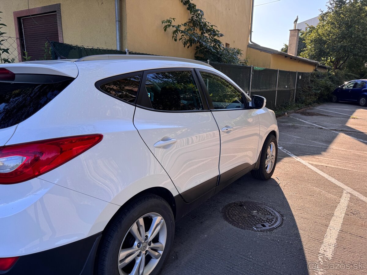 Hyundai ix35 1.6 benzín - 3