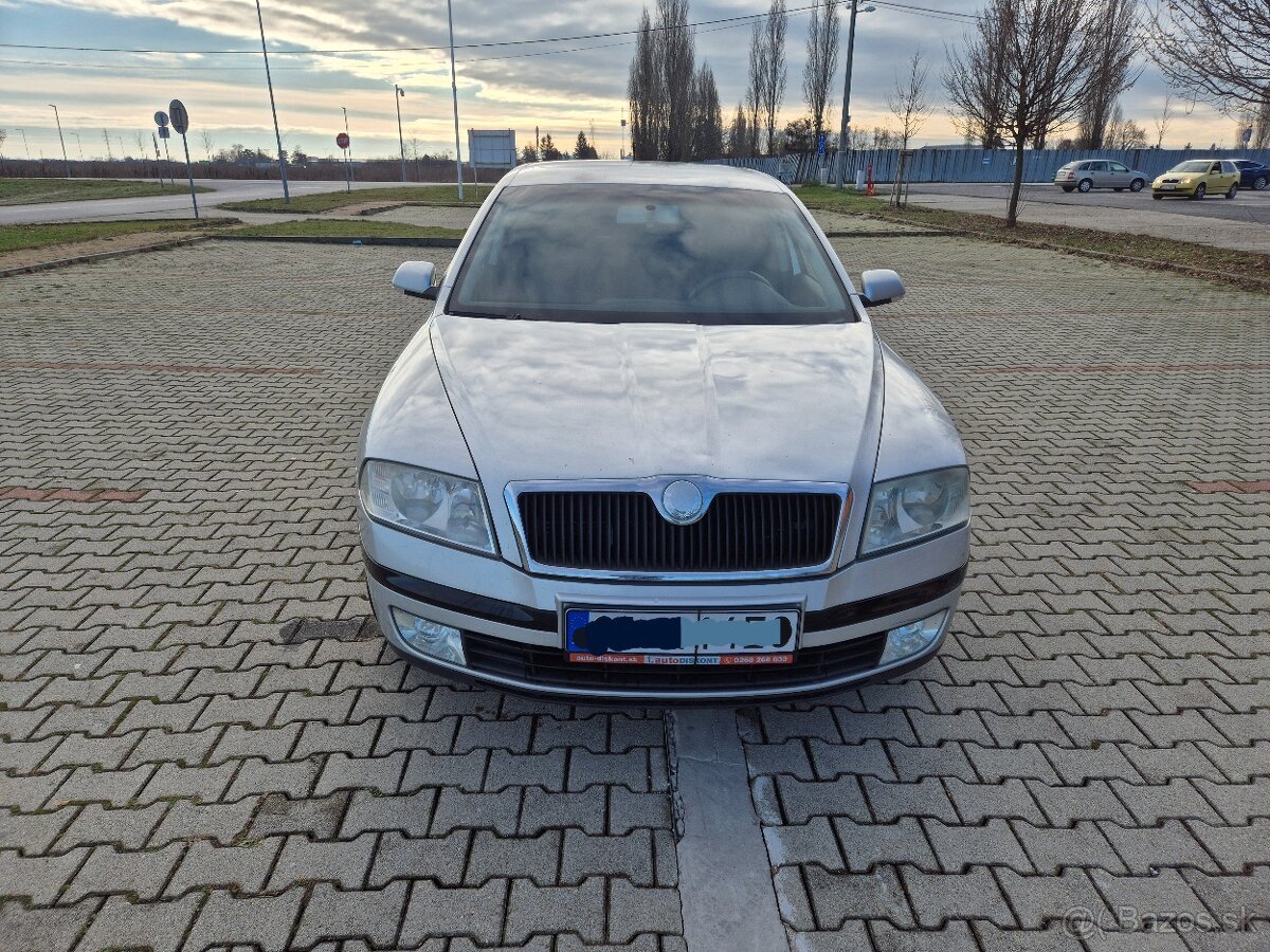 Predám Škoda Octavia 2 1.9 TDI 77kw DSG A/T r.v.2005 - 3