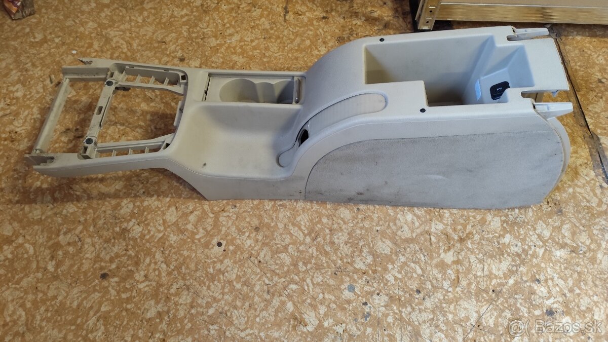 Stredový tunel Škoda Superb 2 - 3