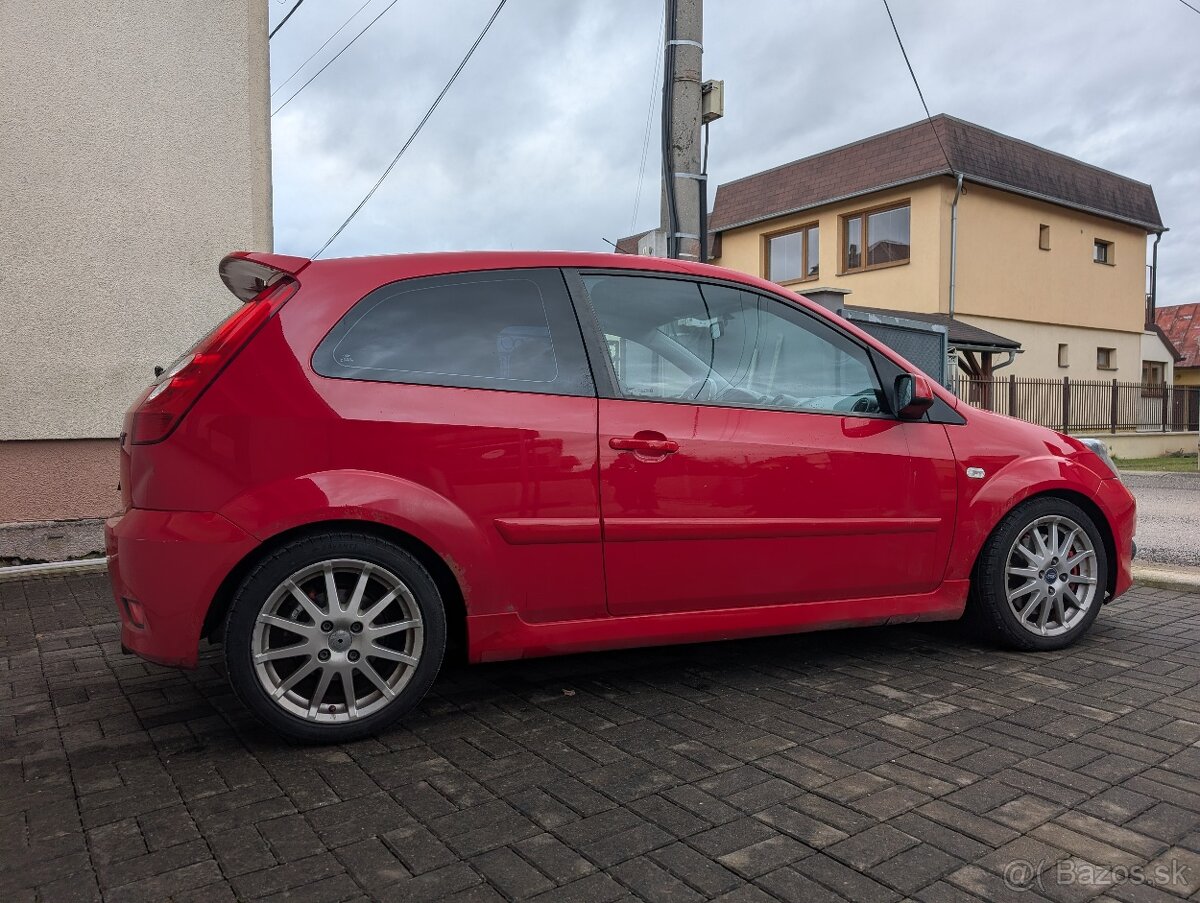 Ford Fiesta ST150 - 3