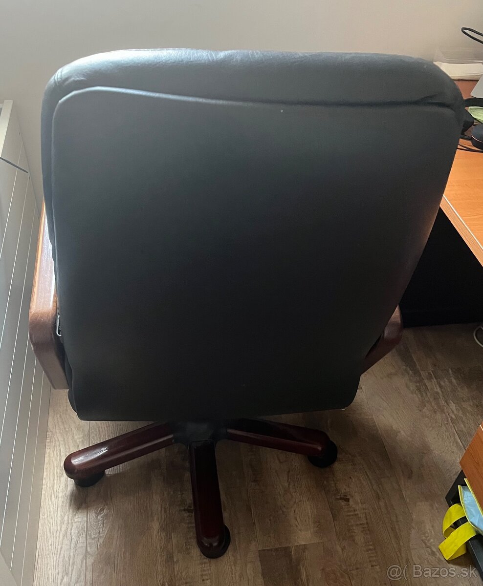 Kozene kreslo cierne - 3