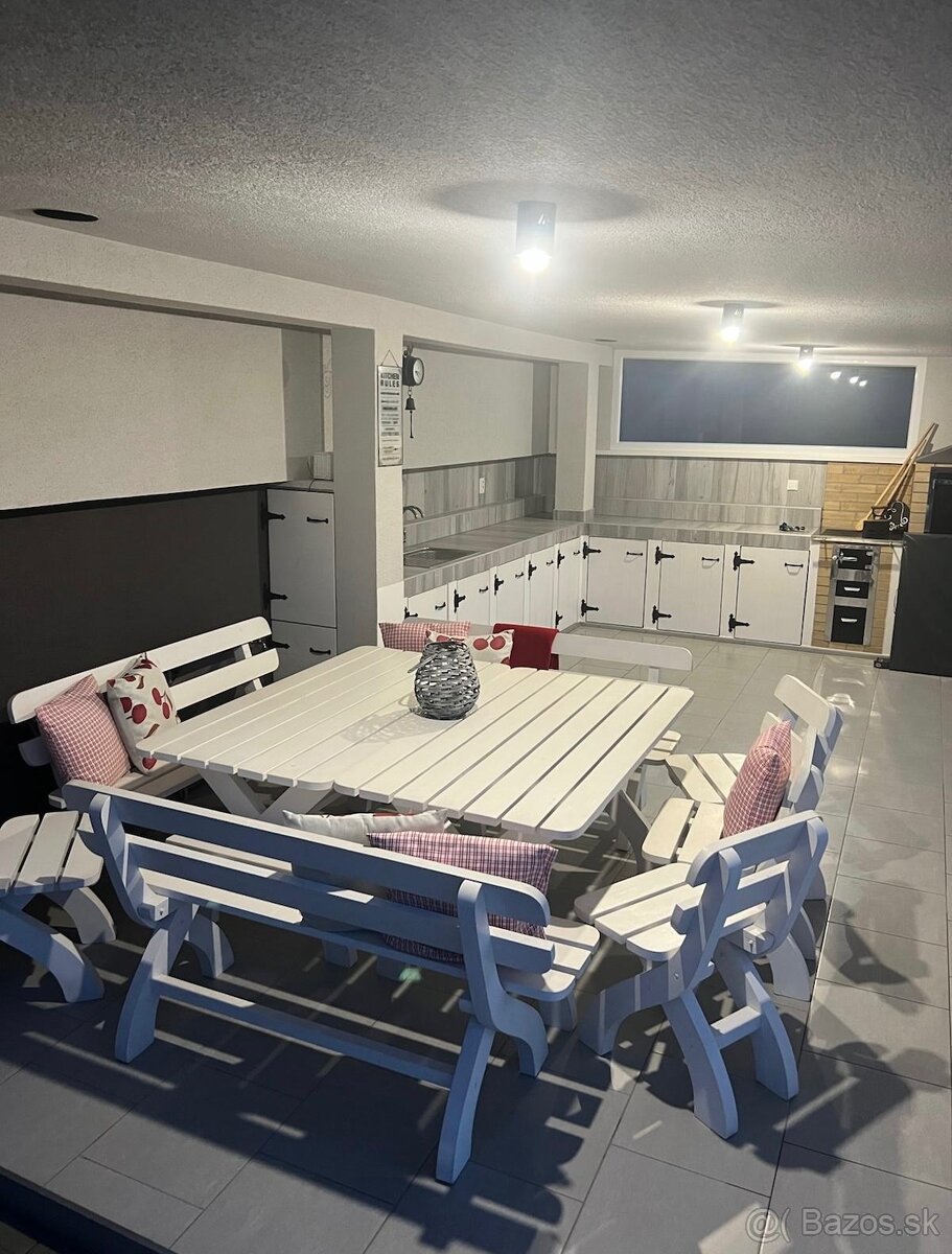 Masívne Sedenie na terasu. - 3