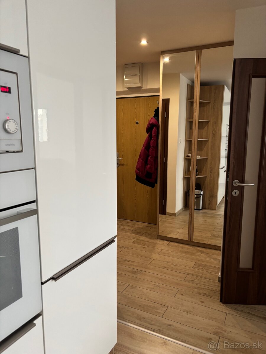 Nadčasový, útulný byt vo vyhľadavanej lokalite - 3