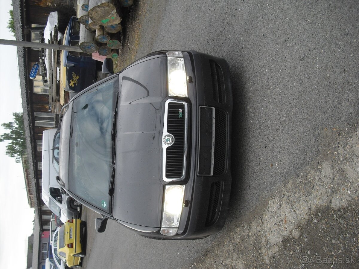 Skoda Octavia RS1 Kombi - 3
