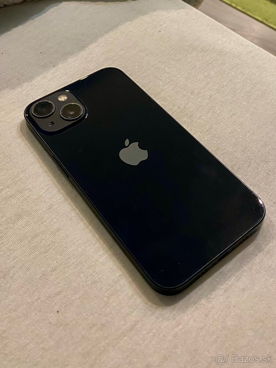 Apple iPhone 13 256GB - 3