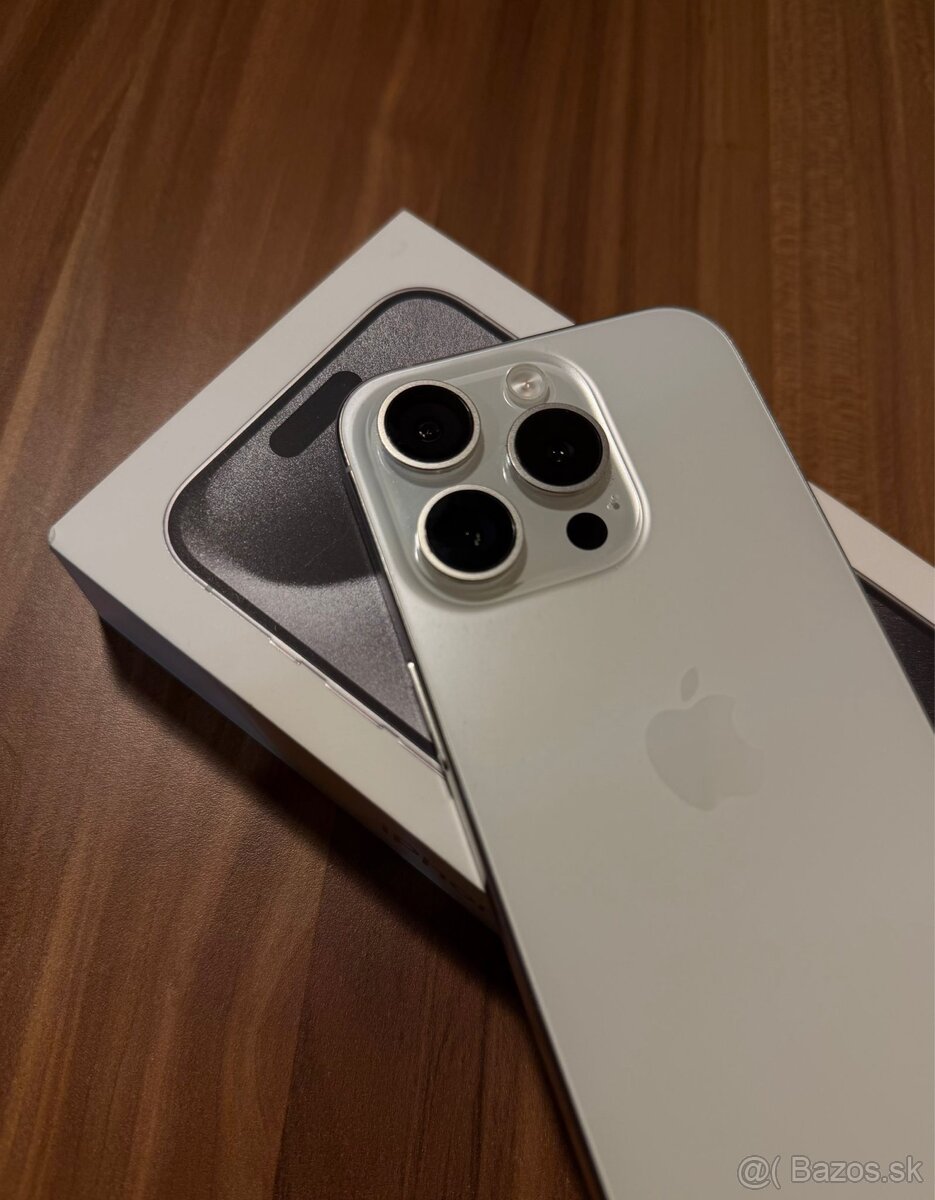 iPhone 15 Pro, White Titanium - 3