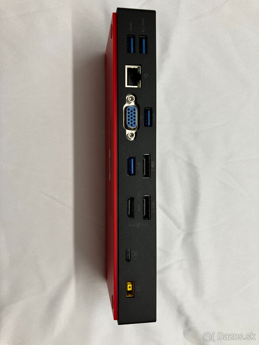 ThinkPad Thunderbolt 4 Workstation Dock - 3
