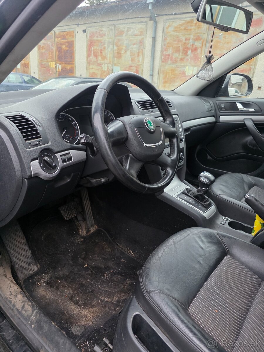 Škoda octavia 2 facelift náhradné diely - 3