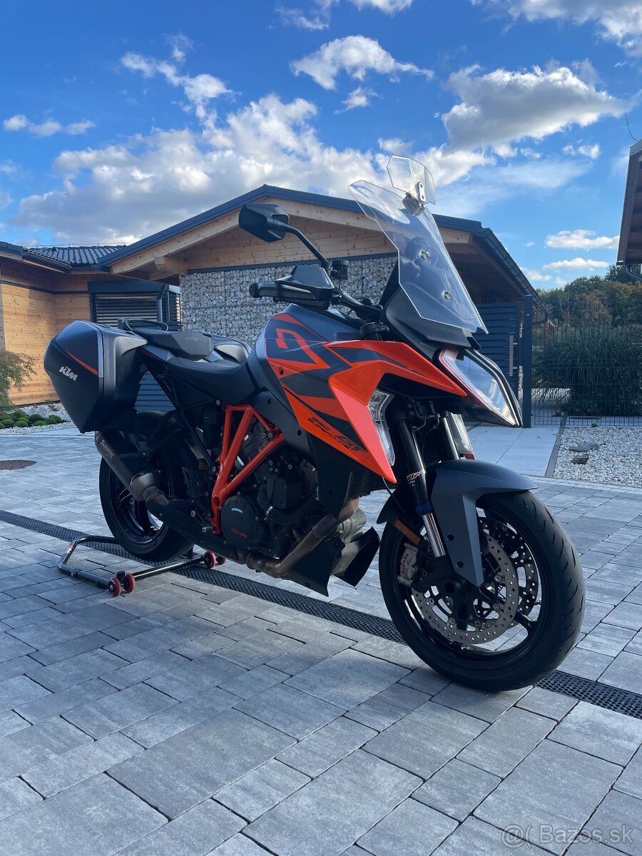 KTM 1290 Super Duke GT - 3