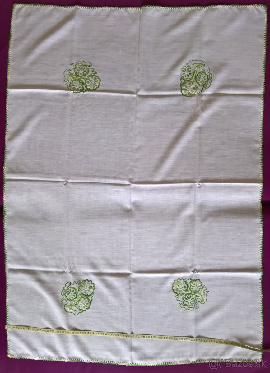 Vyšívaný obrus + obrúsky - 3