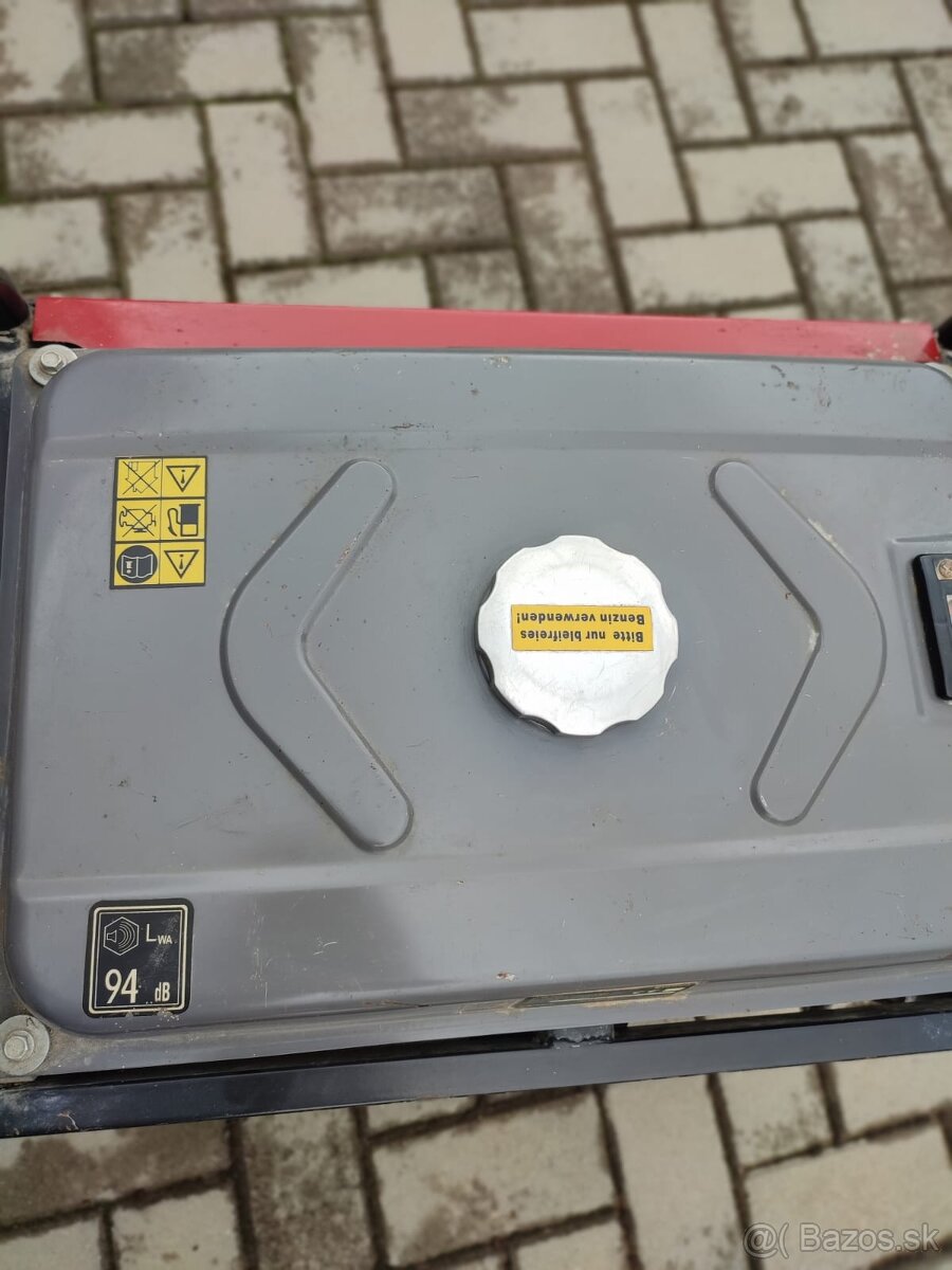 Elektrocentrála Einhell 230V - 3