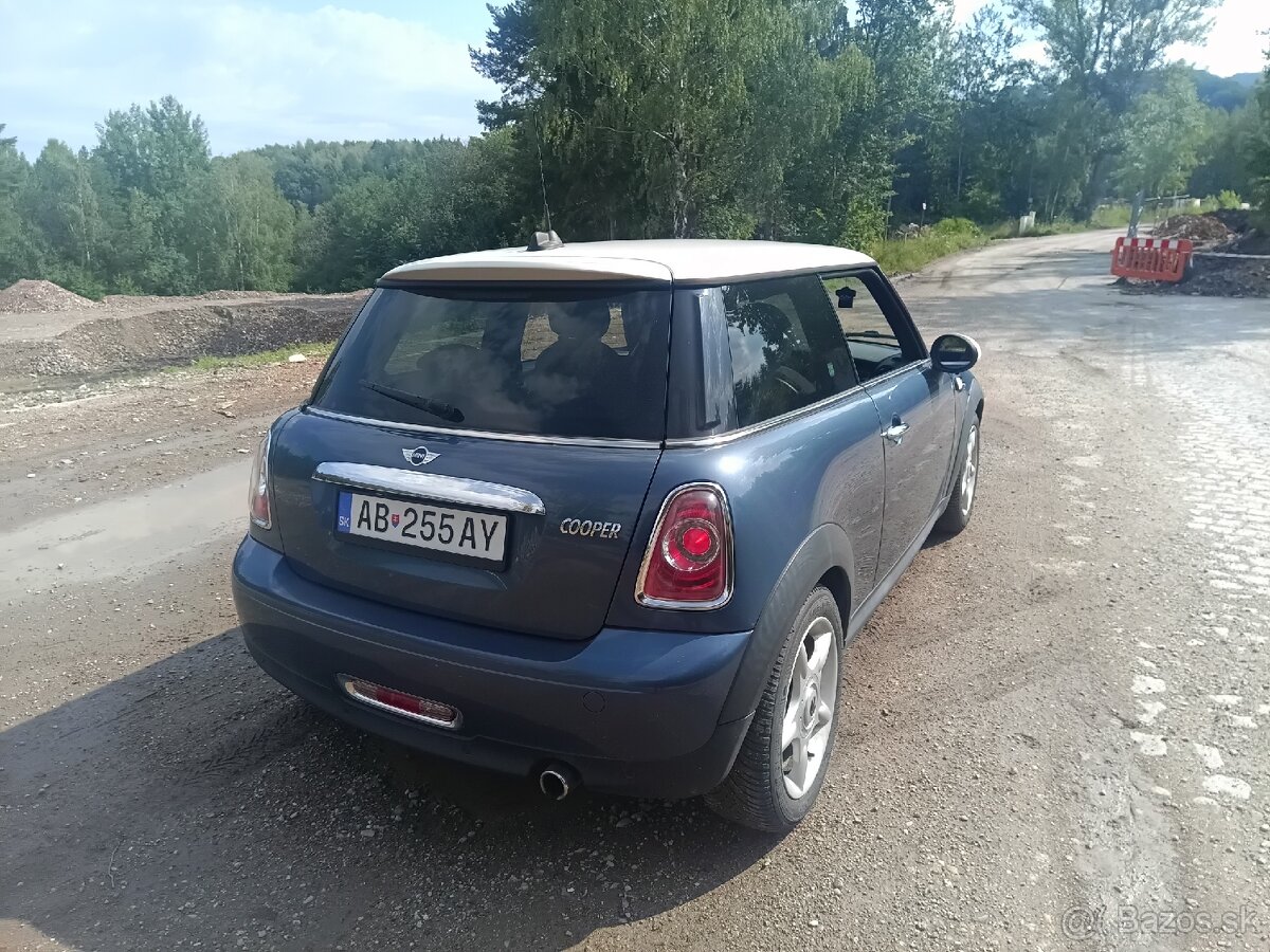 MINI Cooper One R56 - 3