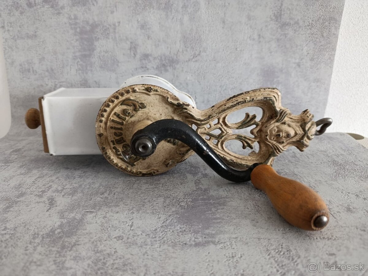 Krásný zdobený mlýnek na strouhanku JUGENDSTIL - 3