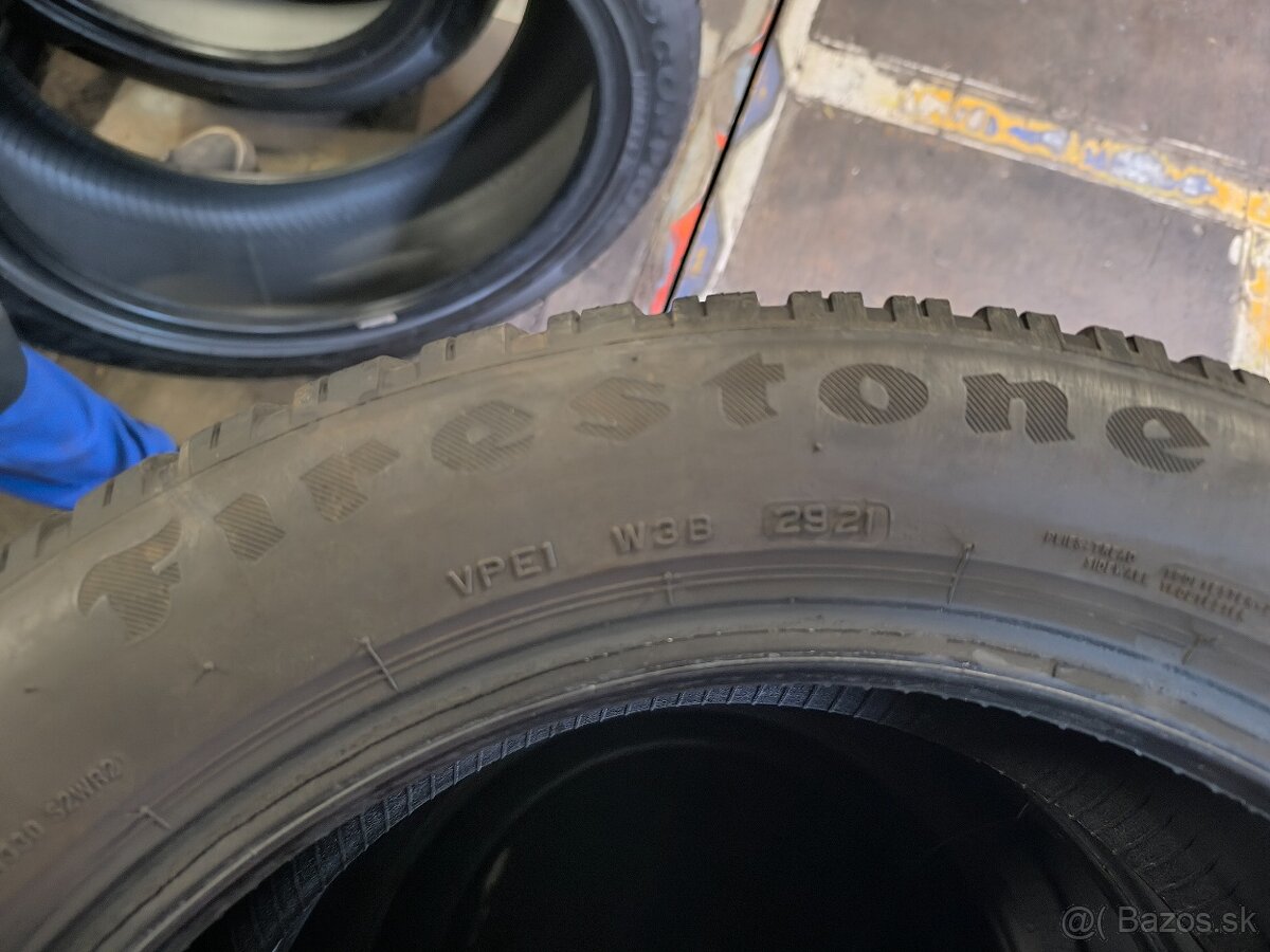 Firestone Winterhawk 4 205/55R17 95V - 3