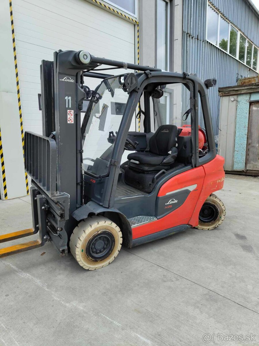 Vysokozdvižný vozík so zárukou-Linde H25T-01 - 3