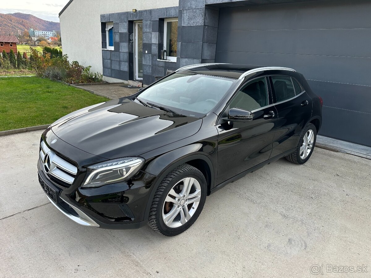 Mercedes-Benz GLA 180 - 3