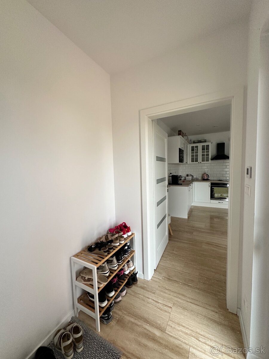 Nový pekný RD Petrova Ves - 3