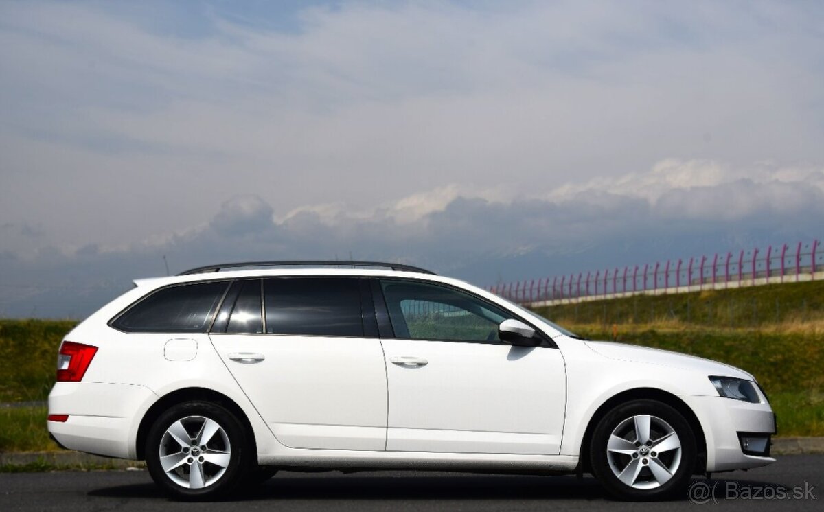 Octavia Combi 2.0 TDI Ambition DSG - 3