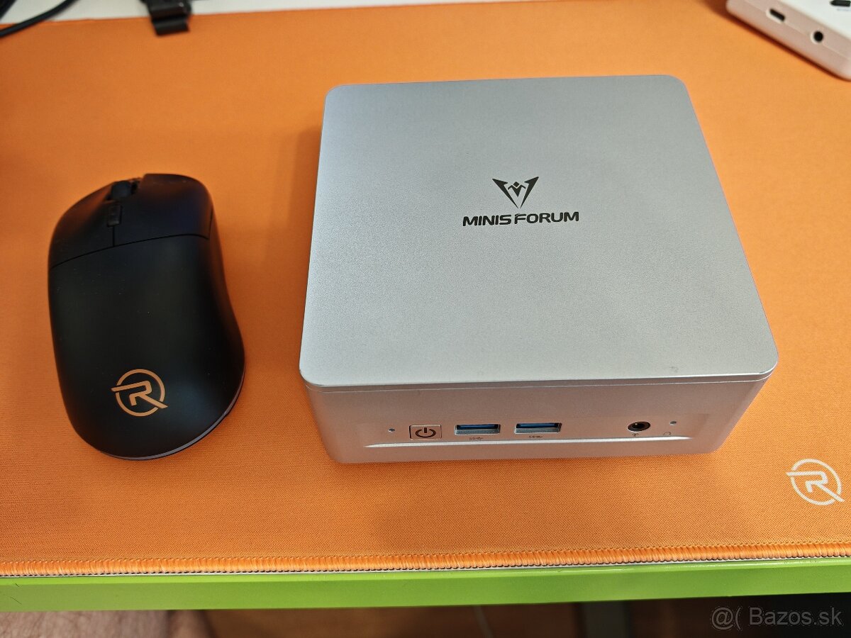 Mini PC Minisforum UM870 slim - 3